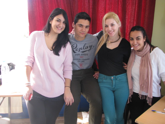 η Εφορευτική Επιτροπή μας Σταθάτου Χριστίνα-Εφη Γαλιατσάτου και Βιβιάννα Δελαπόρτα με τον Μαρούλη Σπύρο