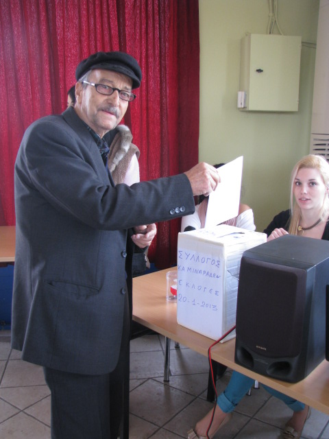 Ο Μαρούλης Αλέκος ψηφίζει