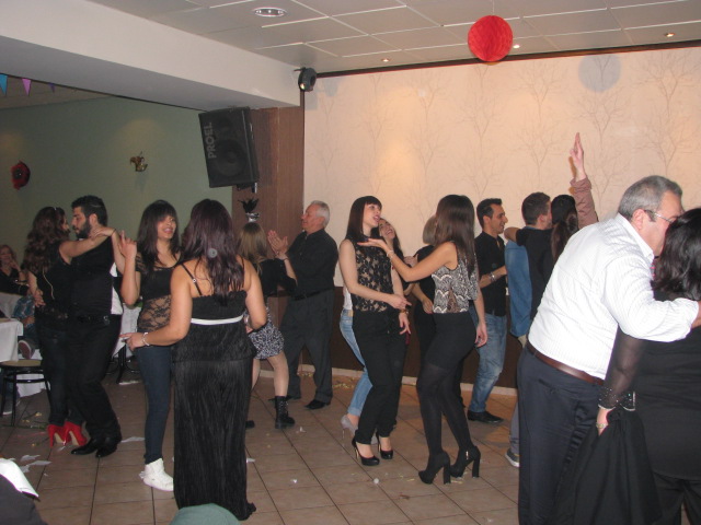 Χορος-2-3-2013-Συνεστίαση Ονειρο  (111)