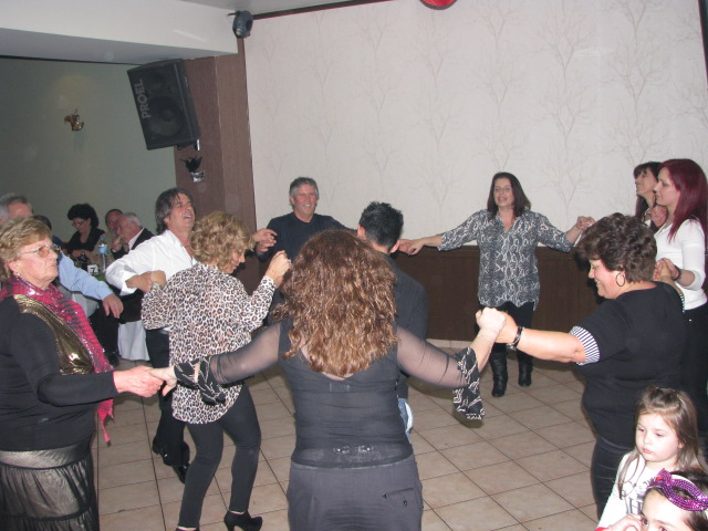 Χορος-2-3-2013-Συνεστίαση Ονειρο  (21)