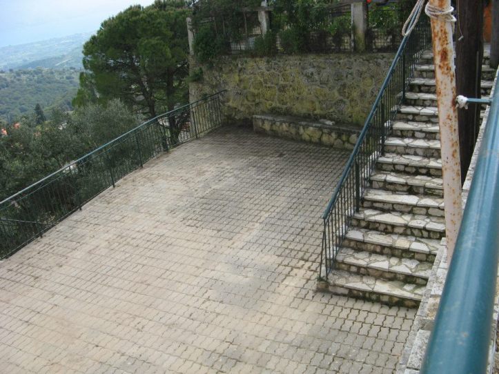 Καθαρισμός Κελιού (8)