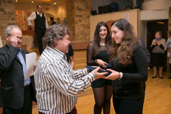 2.Απονομες (23)