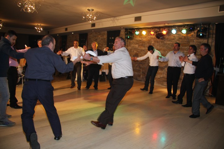 2010-02-20-Χορός--Κοσμας-Θεοδωρος-Ηλιας-Κωστας (1)