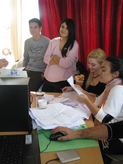 Η εφορευτική μας επιτροπή στις εκλογές του 2013