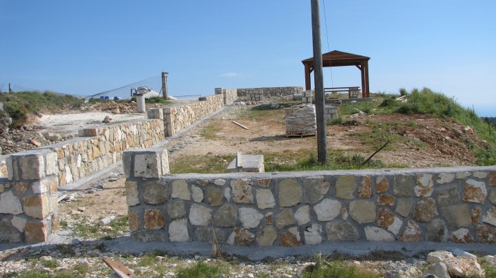 μονοπατι -Καμιναρατα Κηπουρια-20150416_184936 (75)