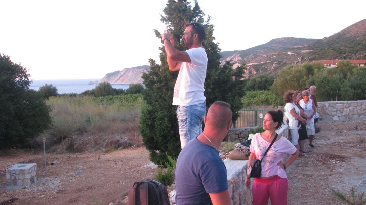 Ο Δημήτρης απαθανατίζει το Ηλιοβασίλεμα