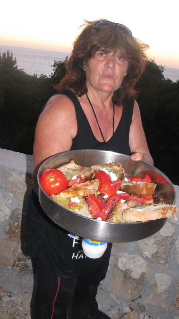 Η Κούτση Ειρήνη έκανε την ποιο ωραία Ριγανάδα. 