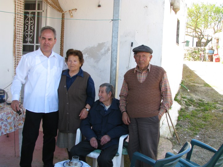 Σταθατος Νικολαος κοκολης-Γαλιατσατος Ηλιας-Φωτος-Αθανασιος2010-04-04-Πασχα (43)